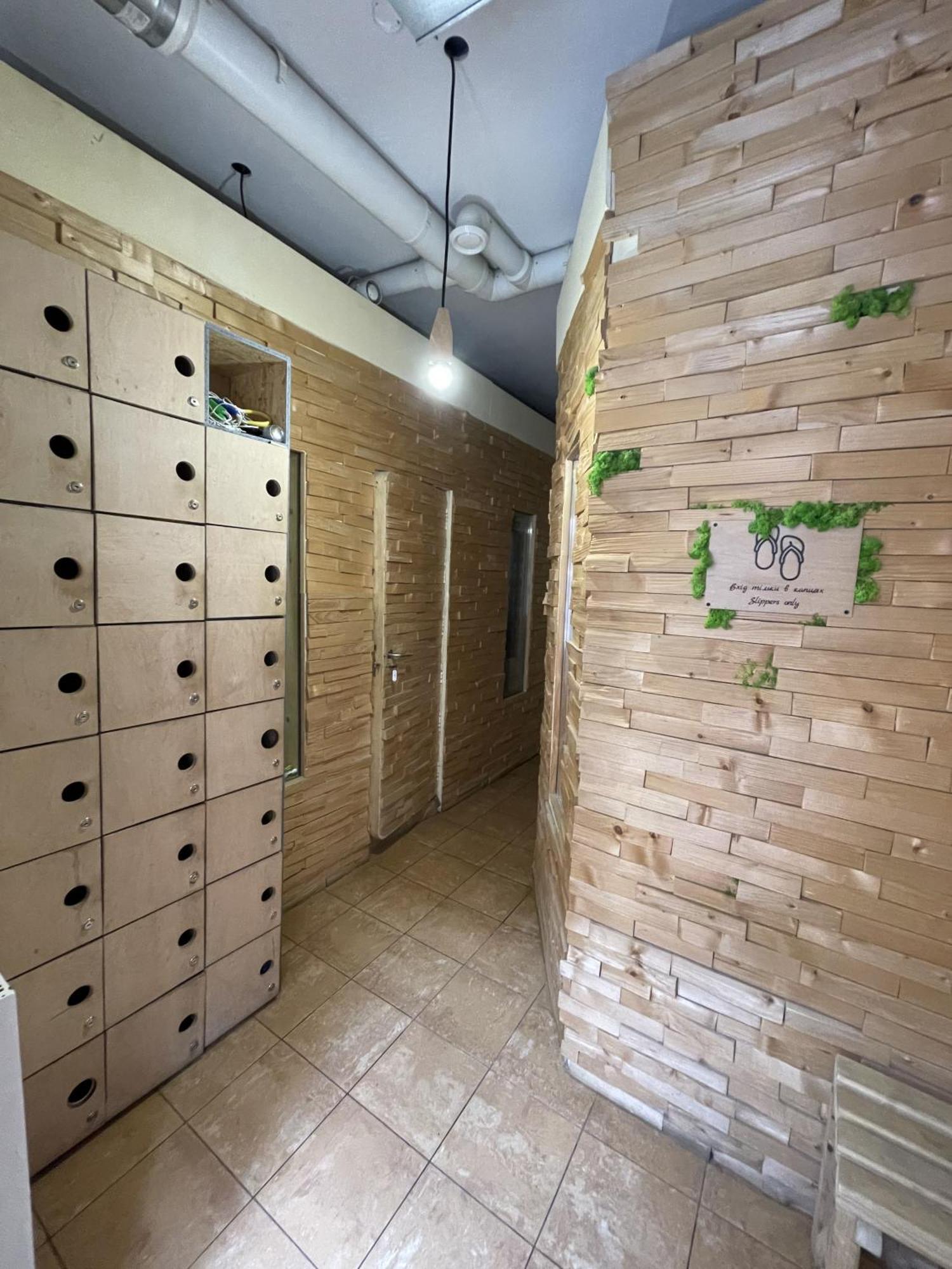 Antihostel Forrest Lviv Extérieur photo