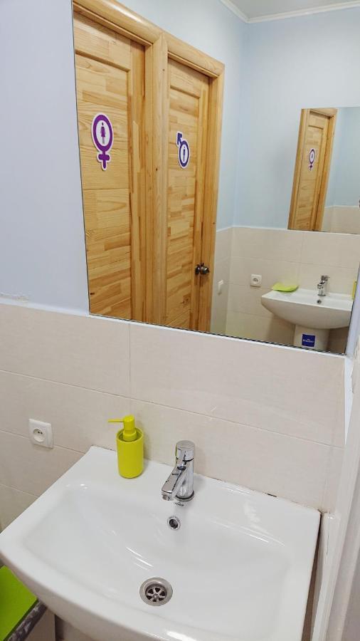 Antihostel Forrest Lviv Extérieur photo